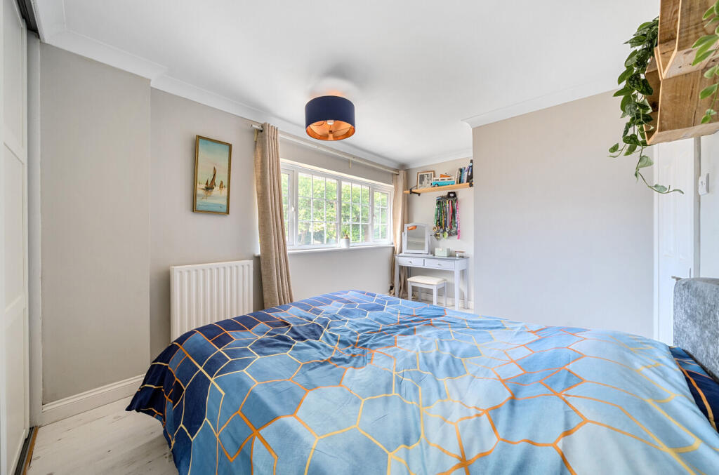 1342740-16-68a6e7...