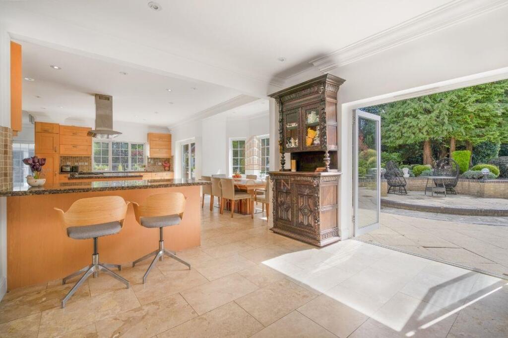 Fan Court, 41 (40).jpg