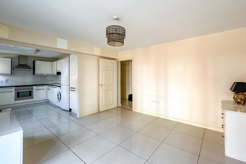 Lounge/Diner into Kitchen