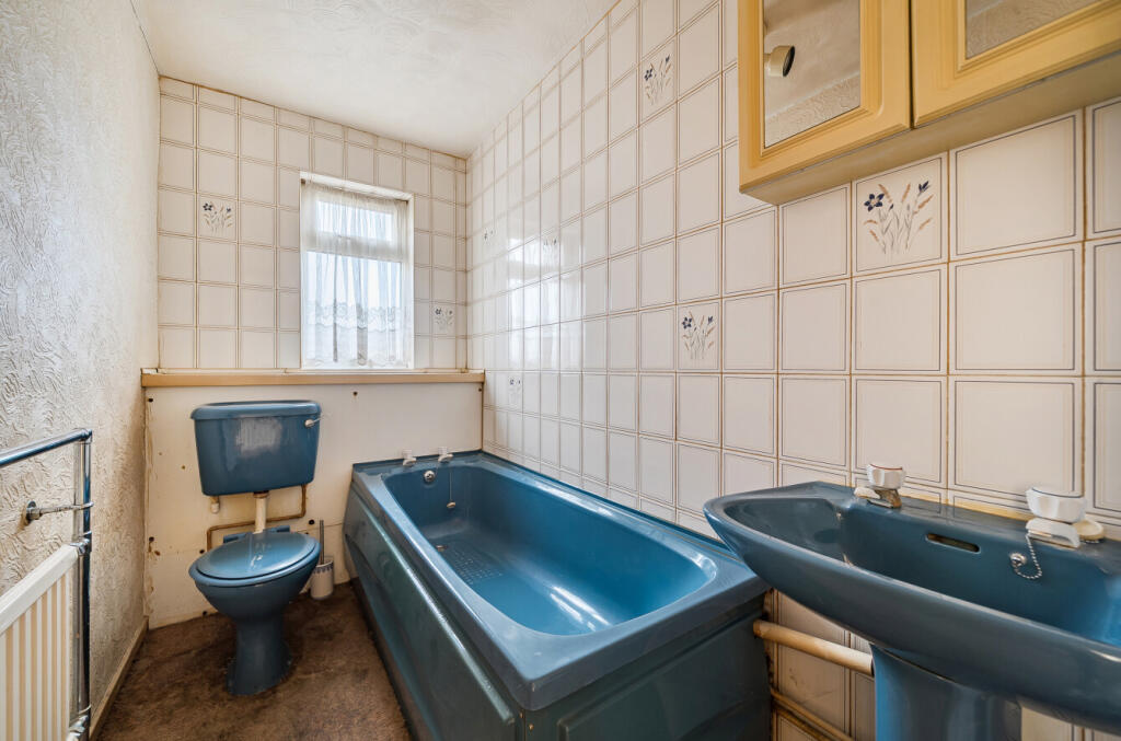 1386184-19-692efb...