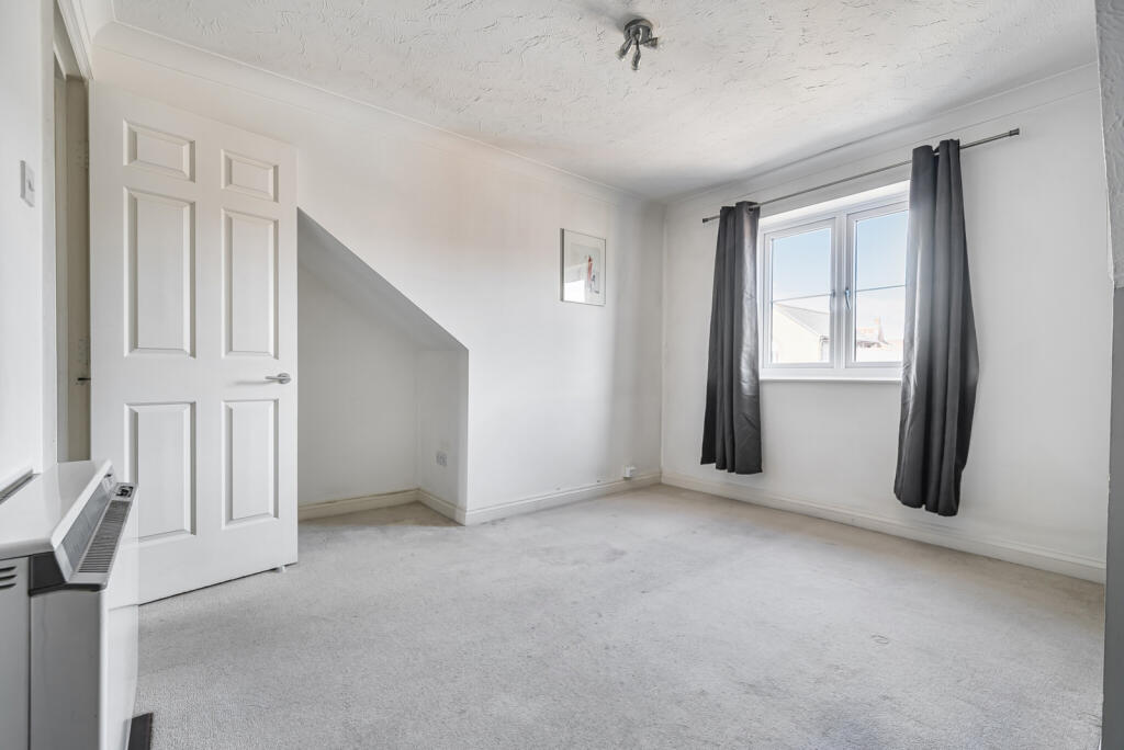 1347787-12-68b585...