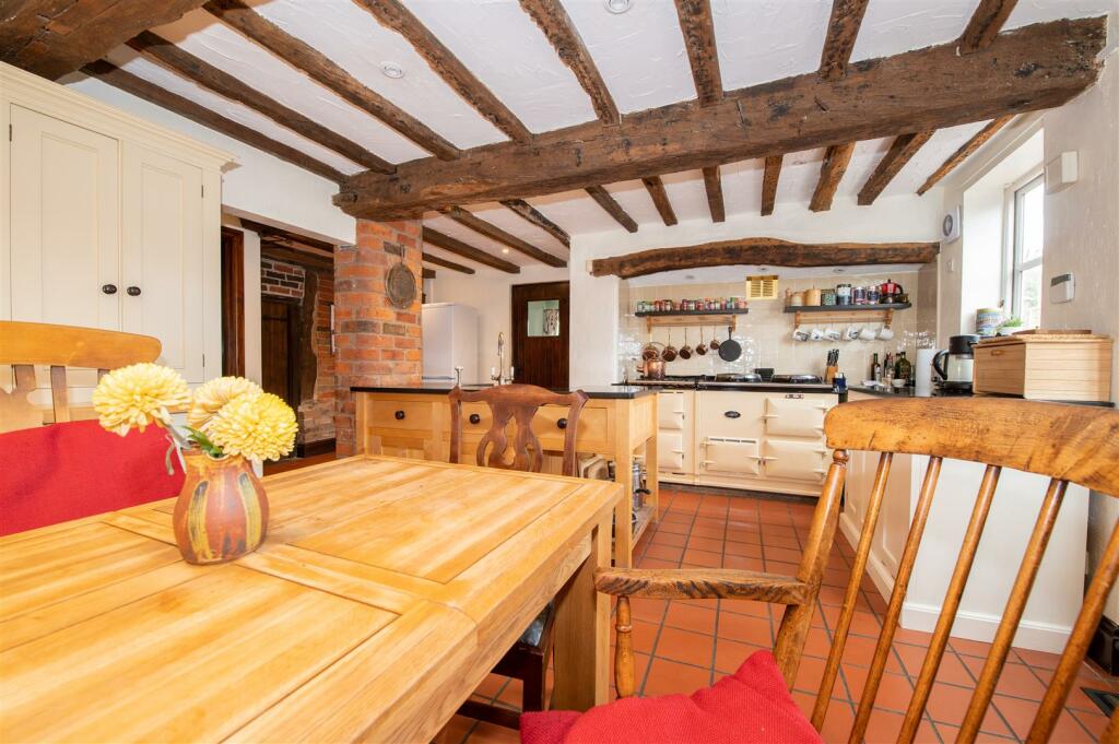 Grange Farm House - internal-21.JPG