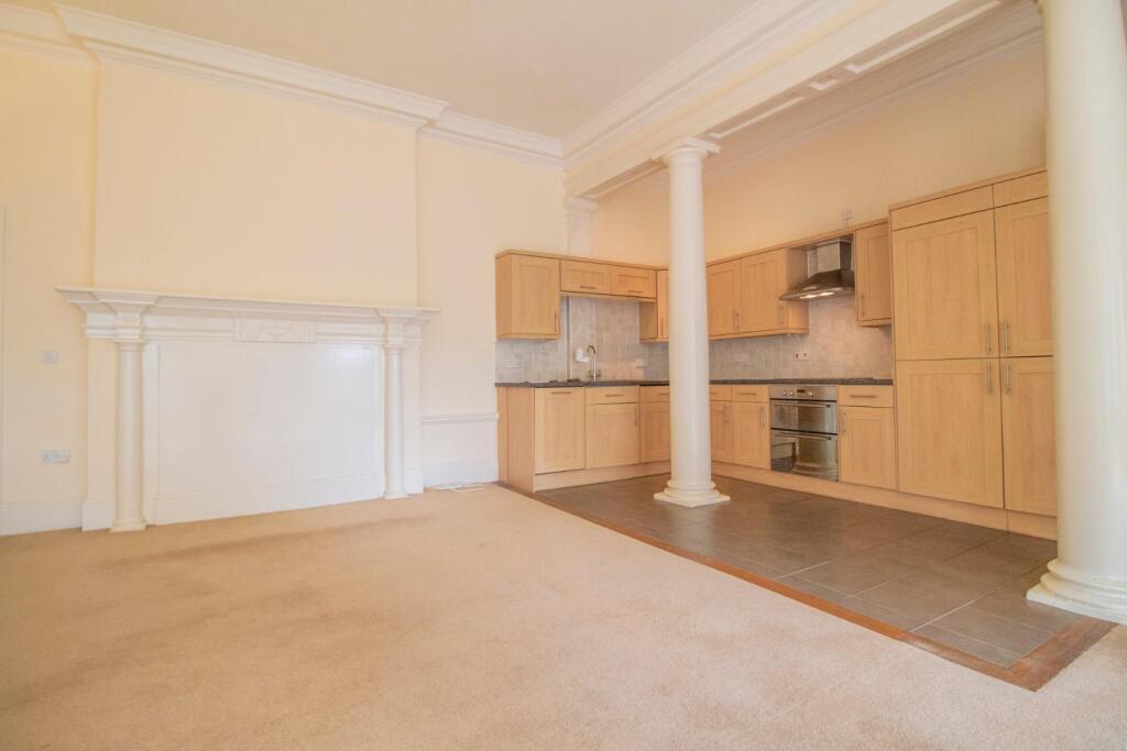 2 Karrelbrook House [Kitchen] 02.jpg