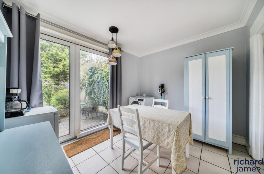 a3042f7f46754d17a9ff029db0cf99f6