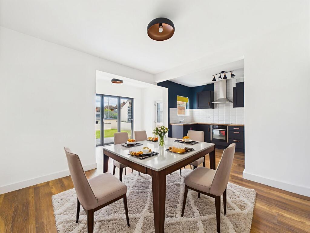 Dining Room (Virtually Furnished)