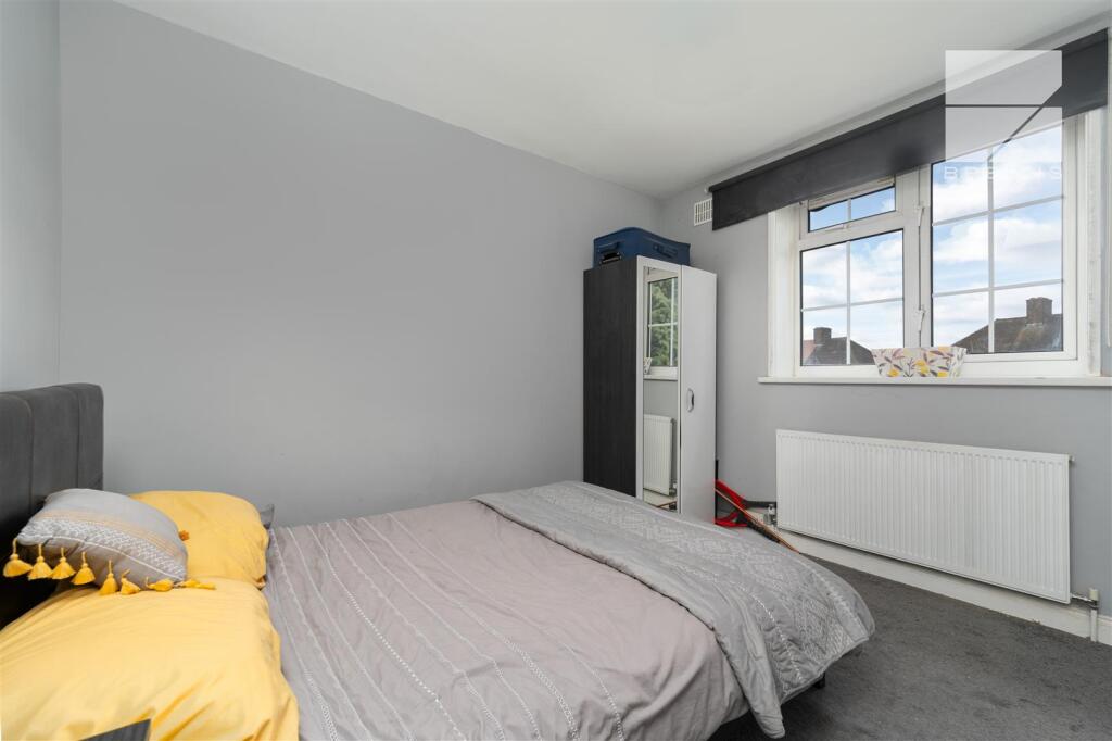 17 Manor Farm Drive_0009.jpg