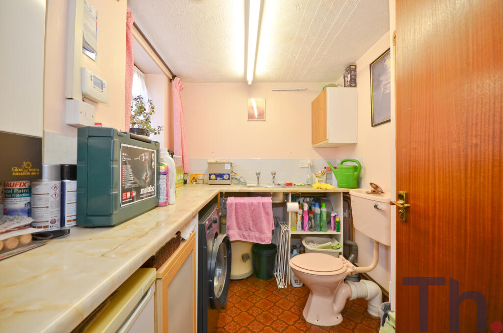 Utility Room.JPG