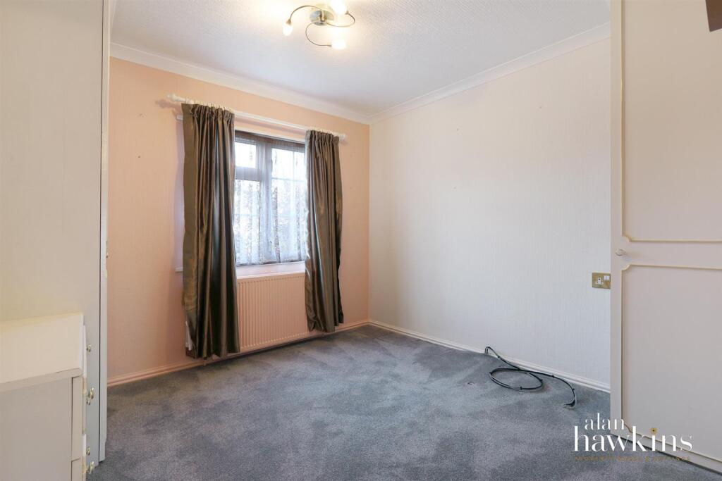 Lillybrook Estate, Lyneham