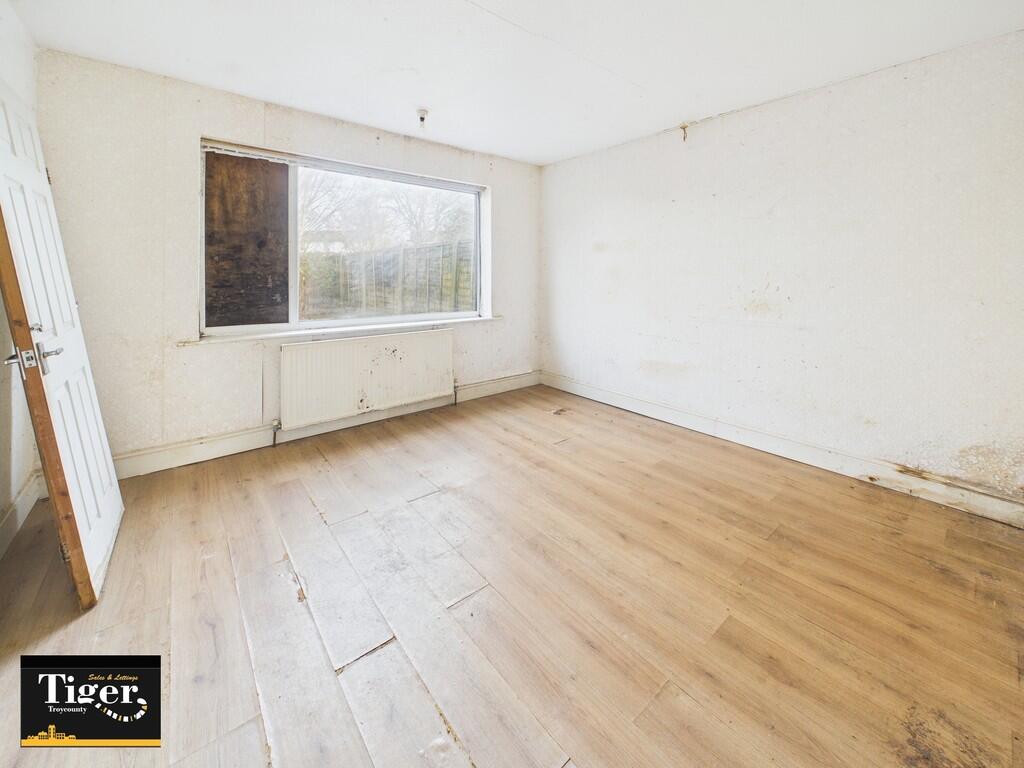 CAM02176G0-PR0767...