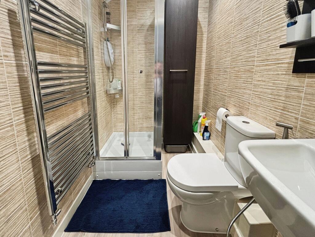 6eefcf58bathroom201