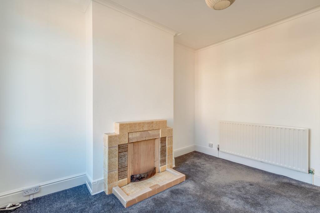 KITCHEN AND LOUNGE