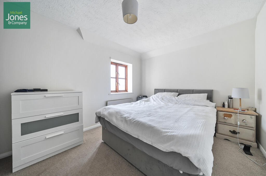 Main Bedroom