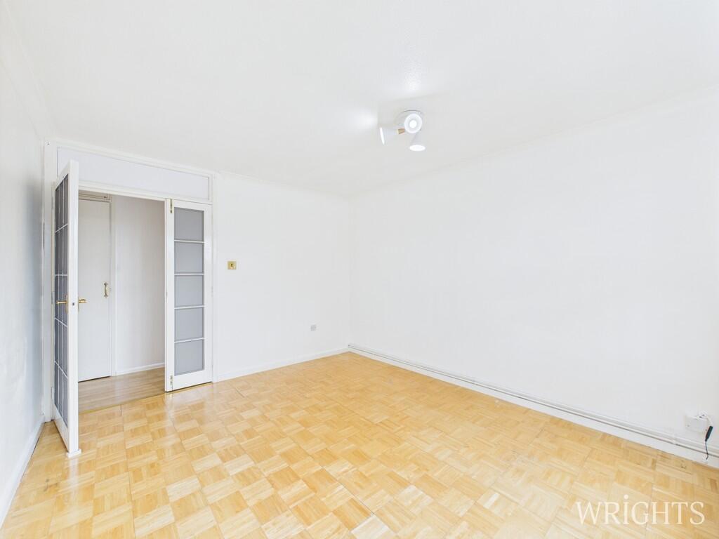 CAM02796G0-PR0465...