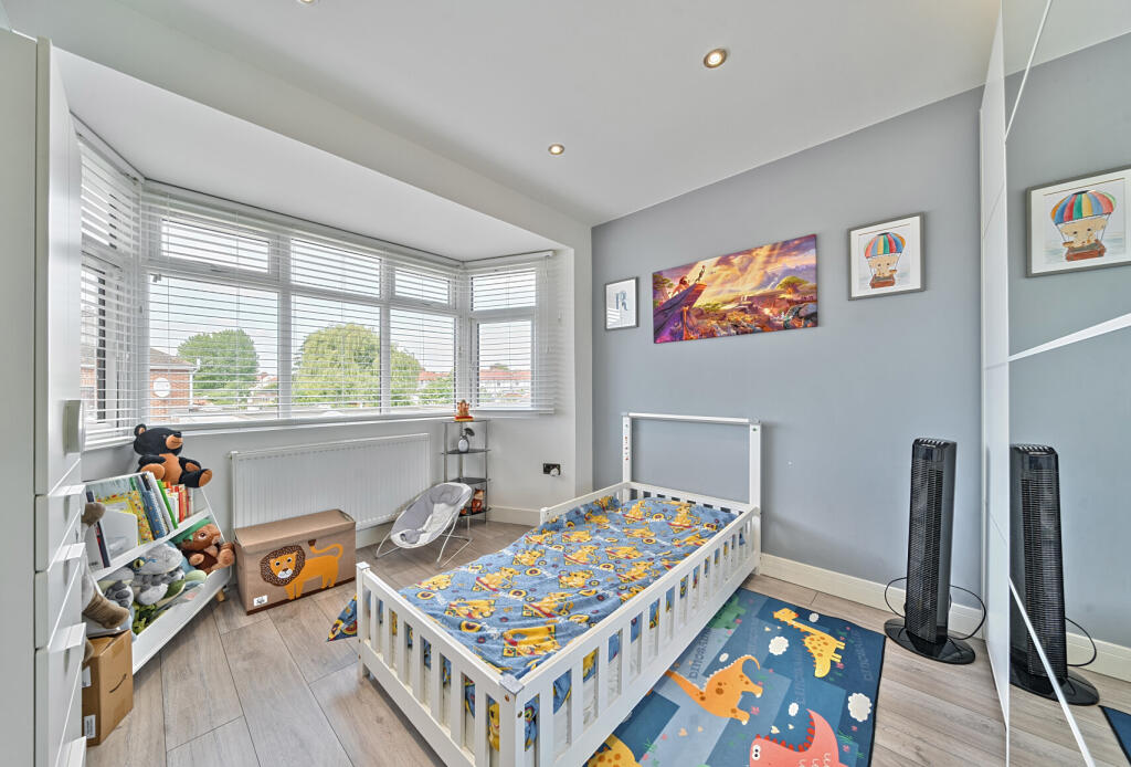 1289826-10-682868...