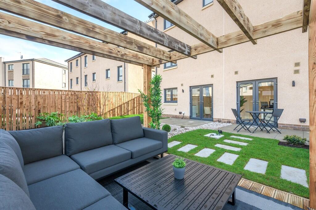 rosebery wynd, south queensferry