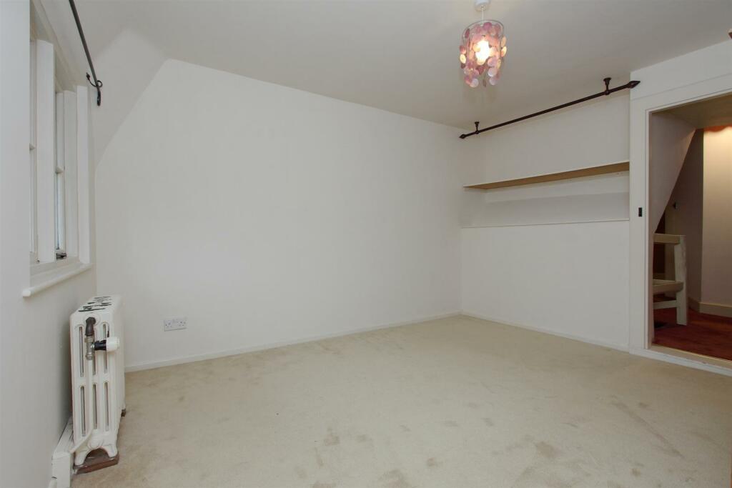 molesey cottage PH123.JPG