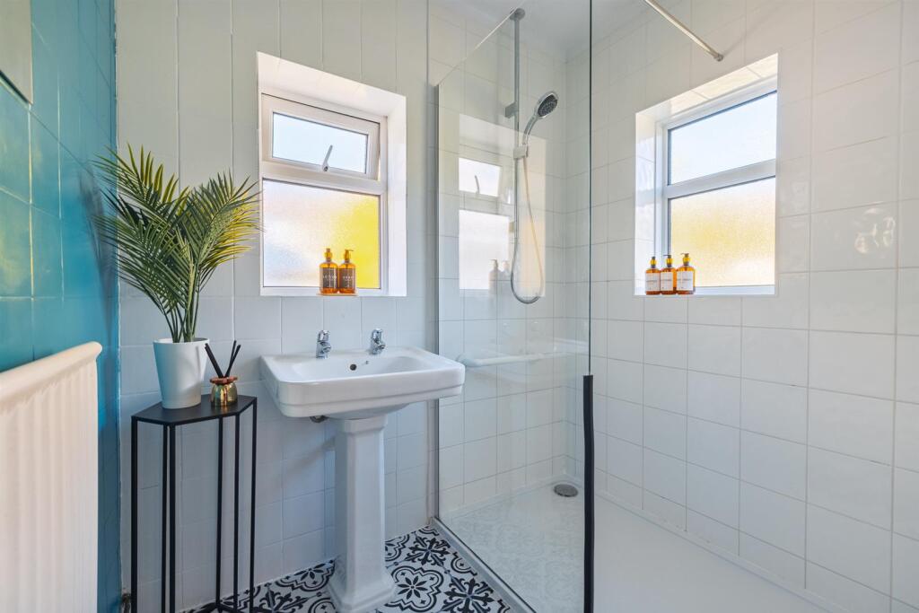 9 Greenfield Ln-28.jpg