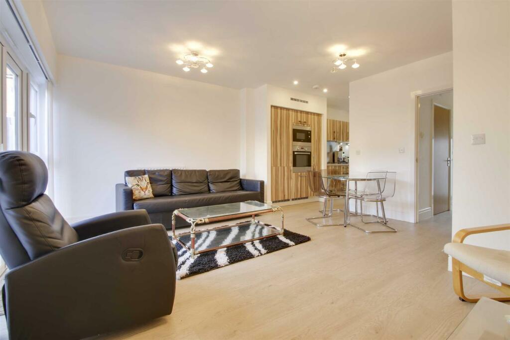 living room 2.jpg