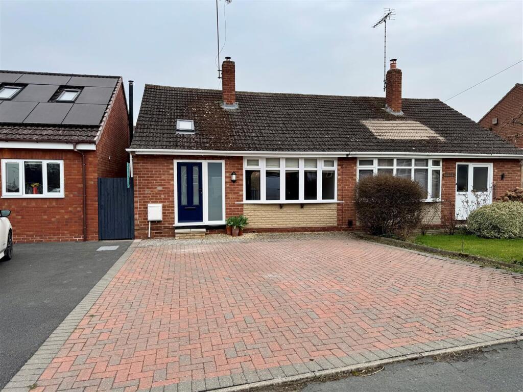 Coniston Drive Kingswinford 1.jpg