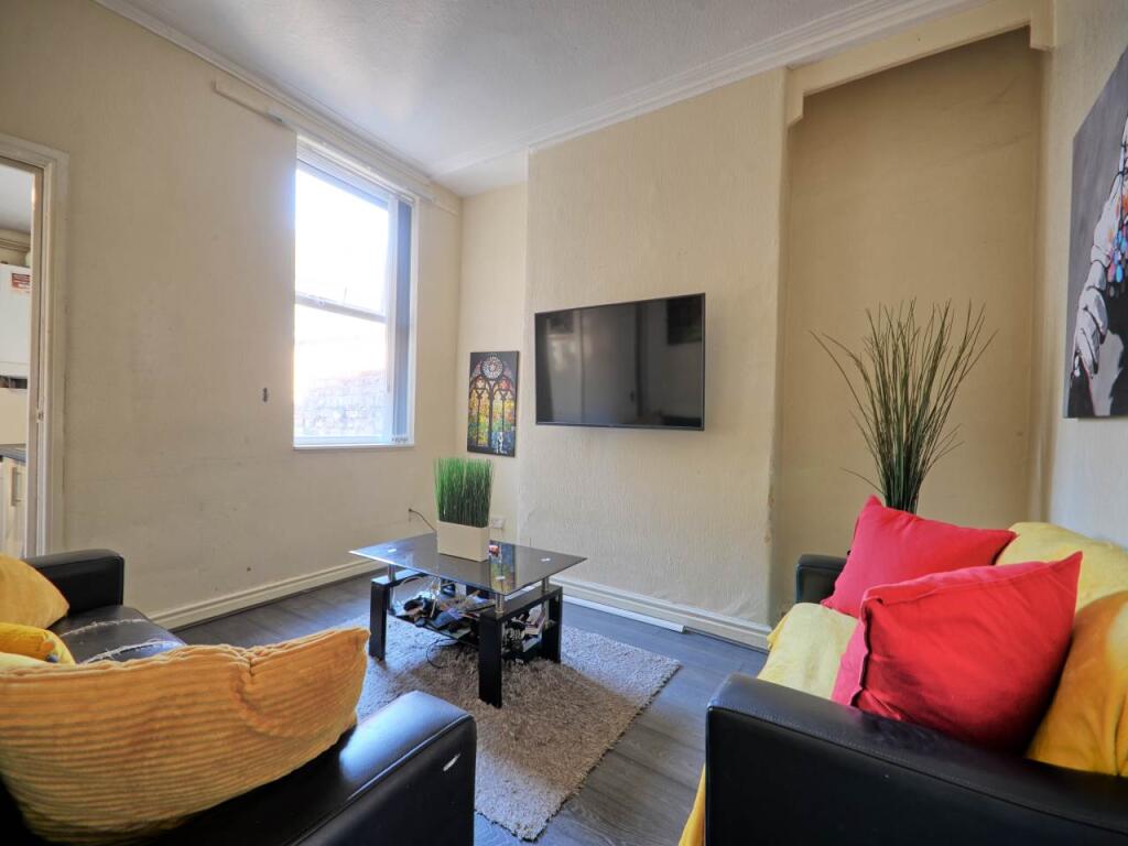 Lounge 1