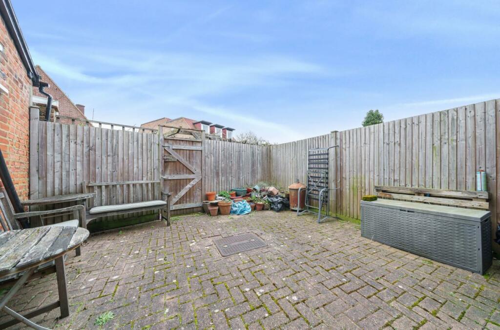 Davidson Frost-Wellings, DFW, Hillcrest Cottage, G