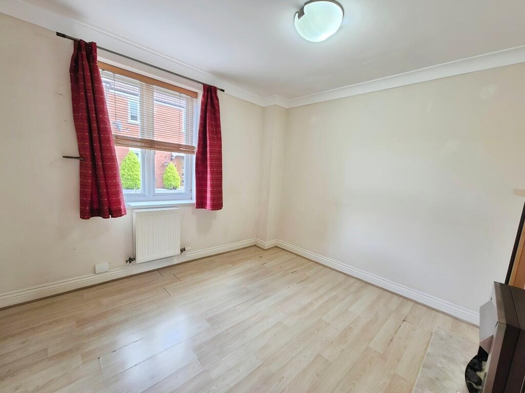 a41a9288-10000295...