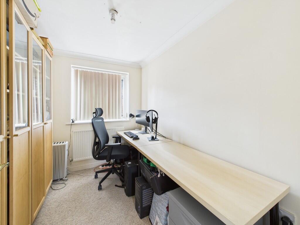 CAM04578G0-PR0009...