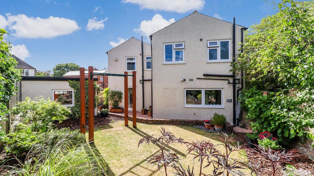 GARDEN VIEW TWO