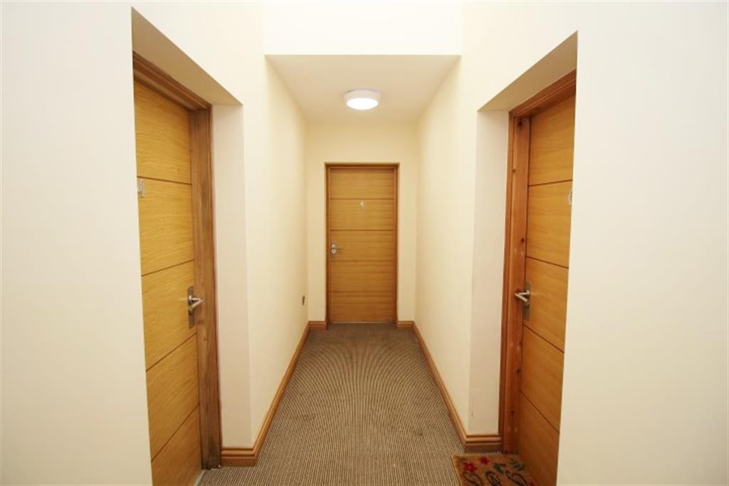 COMMUNAL HALLWAY