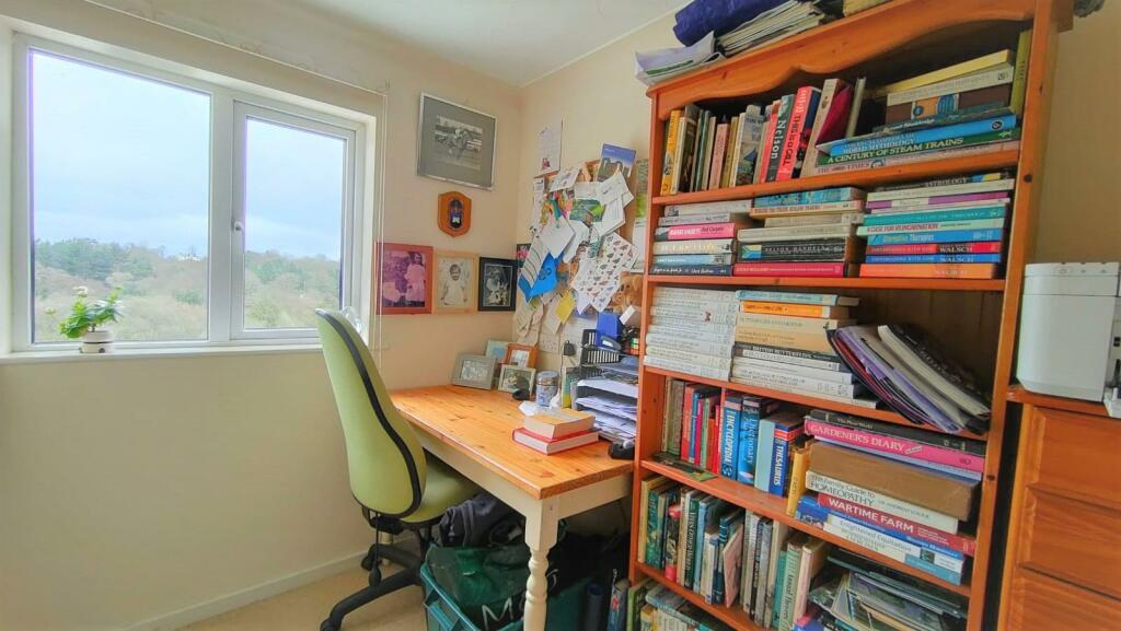 Bedroom  4.jpg