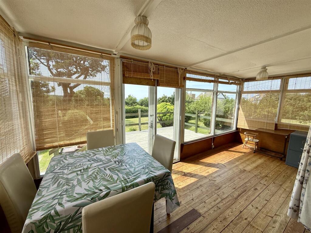 Sitting Room: