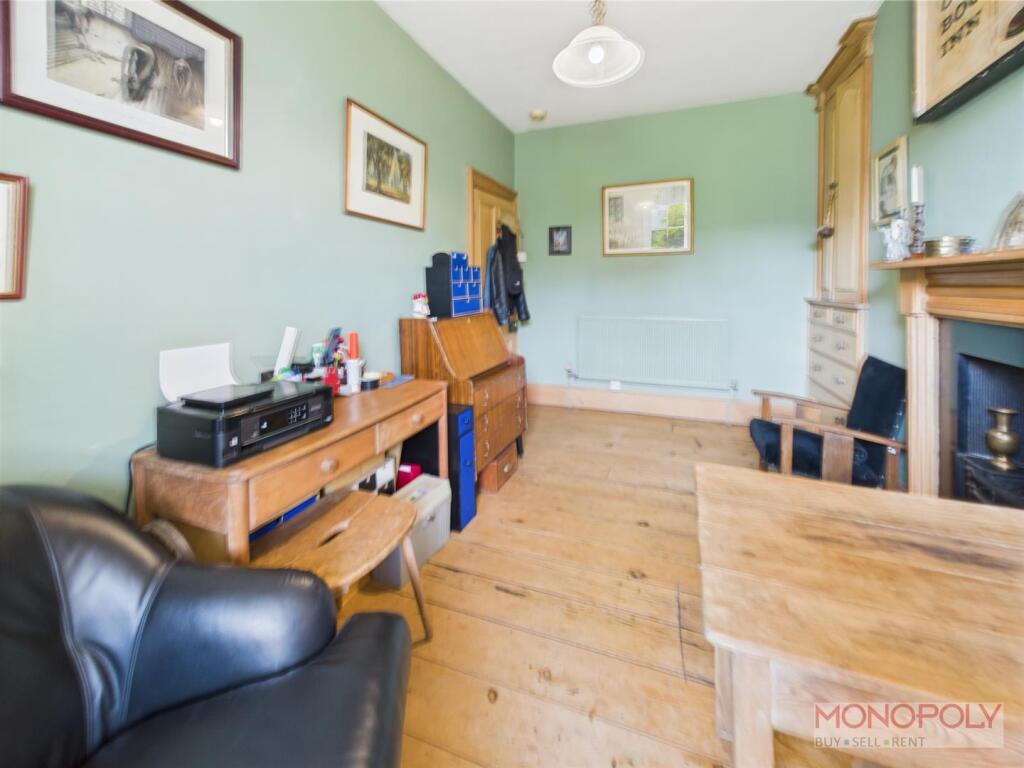 CAM03815G0-PR0254-STILL028.jpg