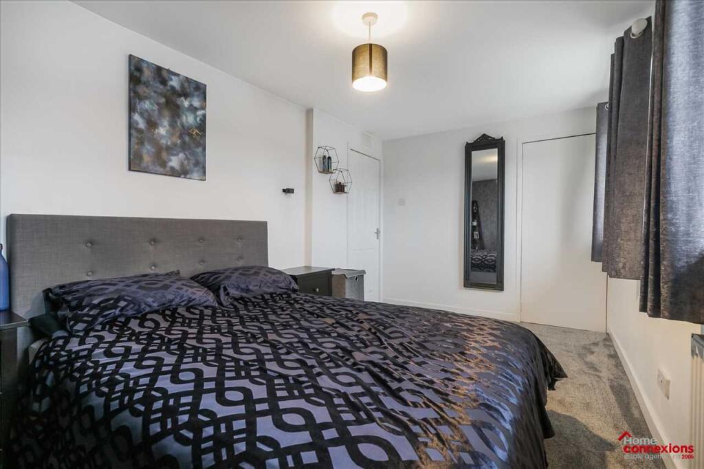 Bedroom One (2)