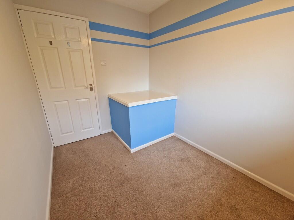Bedroom 3 (2)