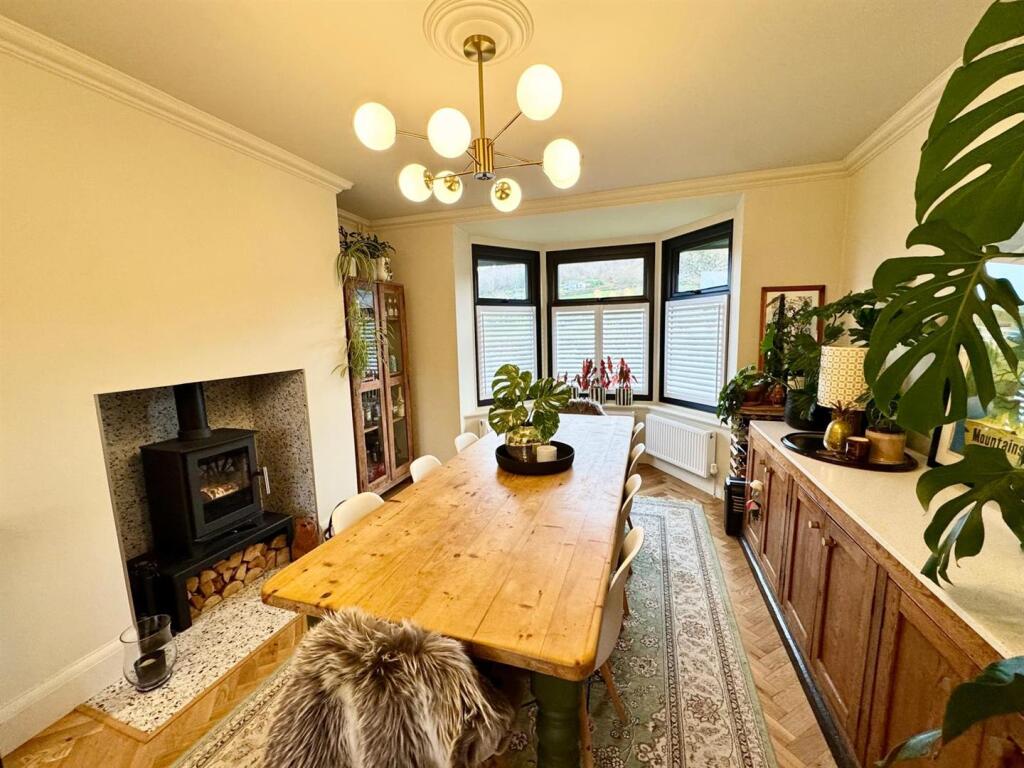 PHOTO-2025-12-15-08-02-15 (6).jpg