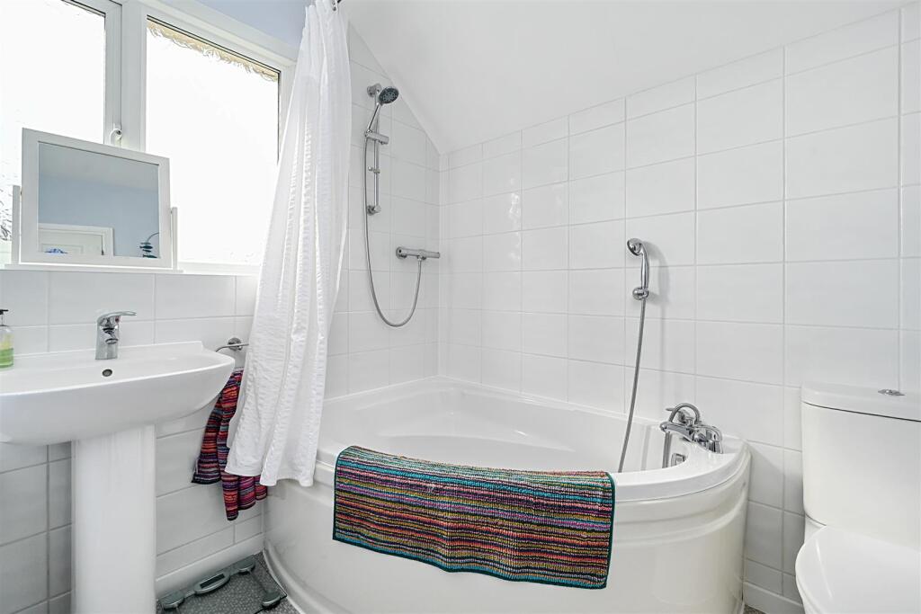 Foredown Road, BN41 (19).jpg