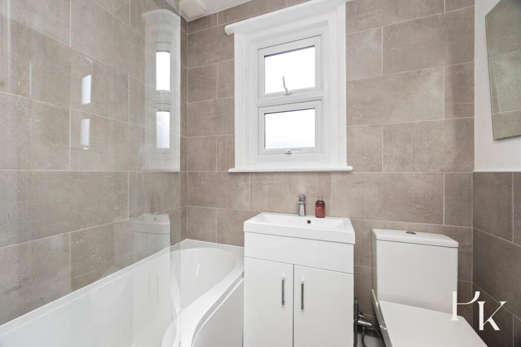 Tamworth Road, 37-010.JPG