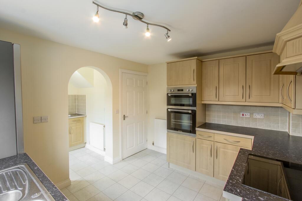 Kitchen b