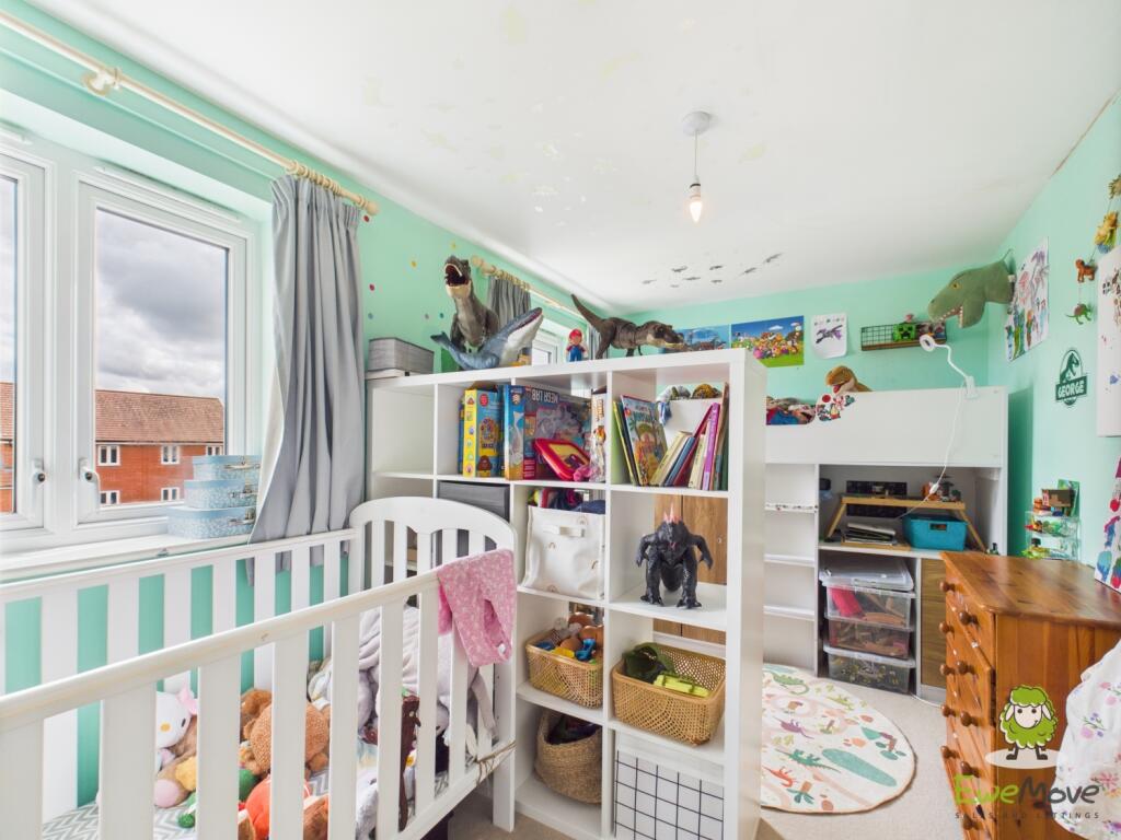 CAM03778G0-PR0270-STILL003