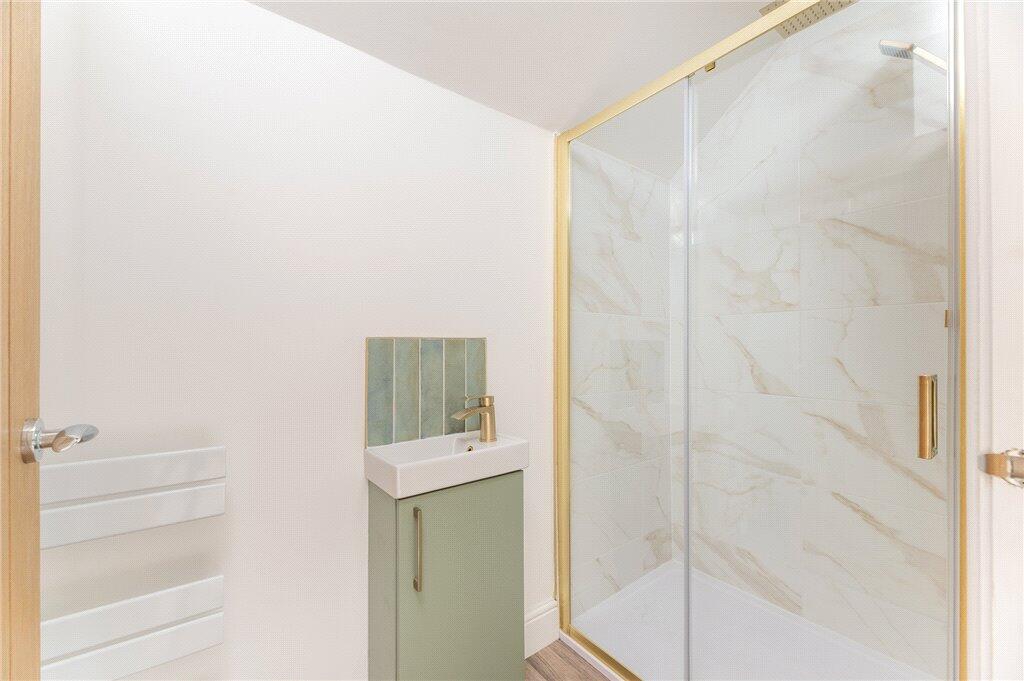 Master En-Suite