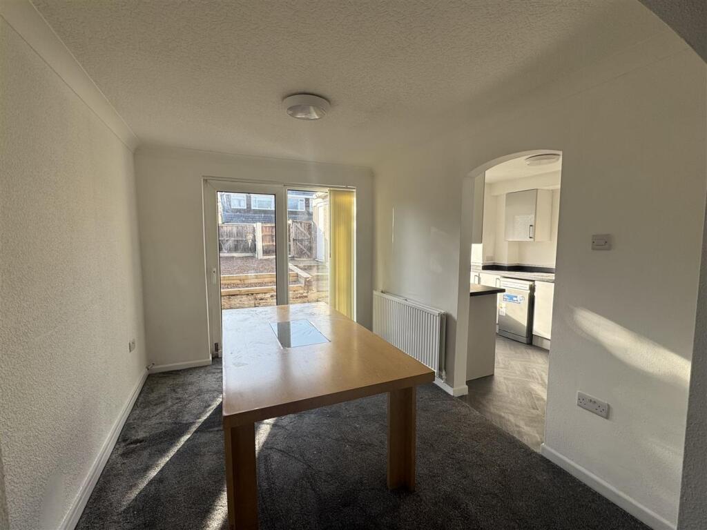 Chelford Close, Altrincham