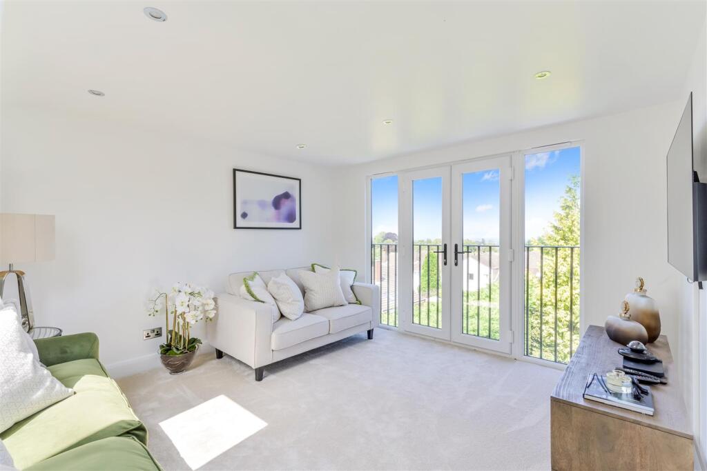 YEW TREE BOTTOM ROAD (14).jpg