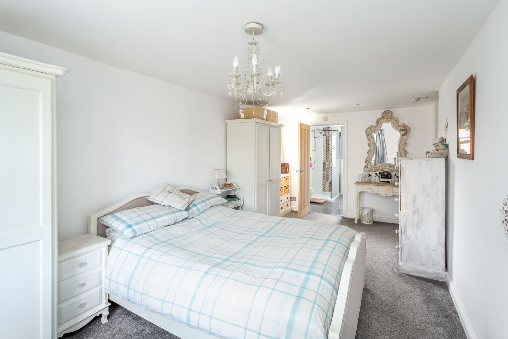 bedroom1b