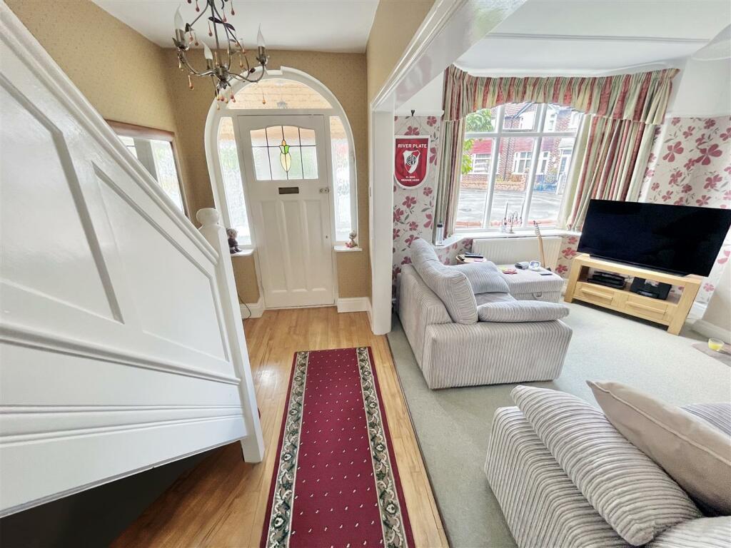 Entrance Hall Aspect 2.jpg