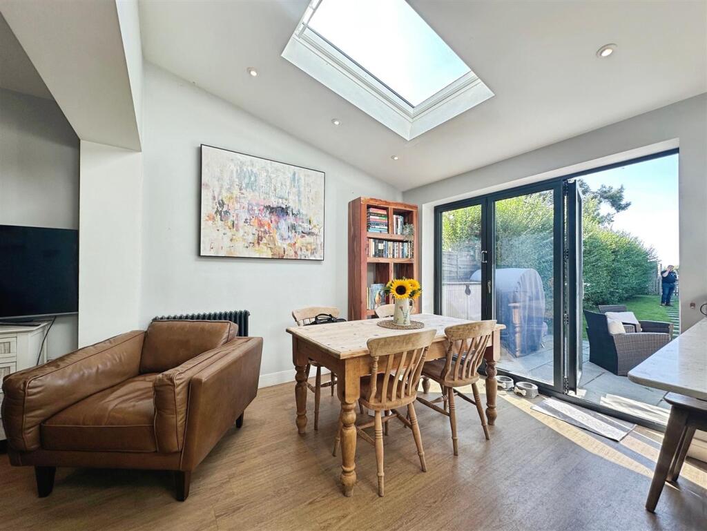 ae1b9bcc--46D5-99F0-E2A46CBFF2DA-18204-0000071CA40