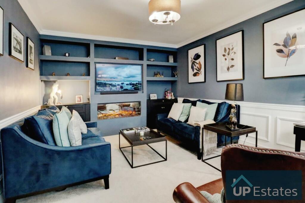 Formal Lounge 1.jpg