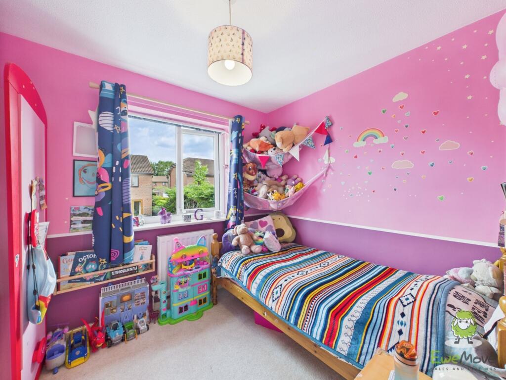 Bedroom 3 - Charlotte Thomasson Ewemove Whitchurch