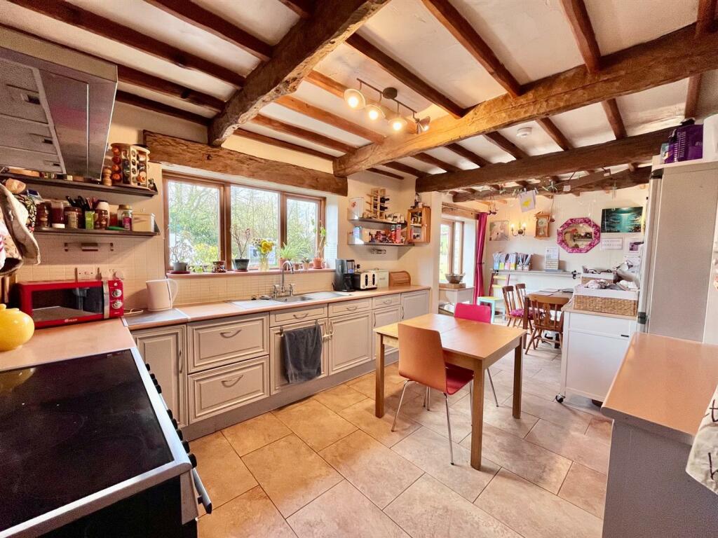 Kitchen / Diner