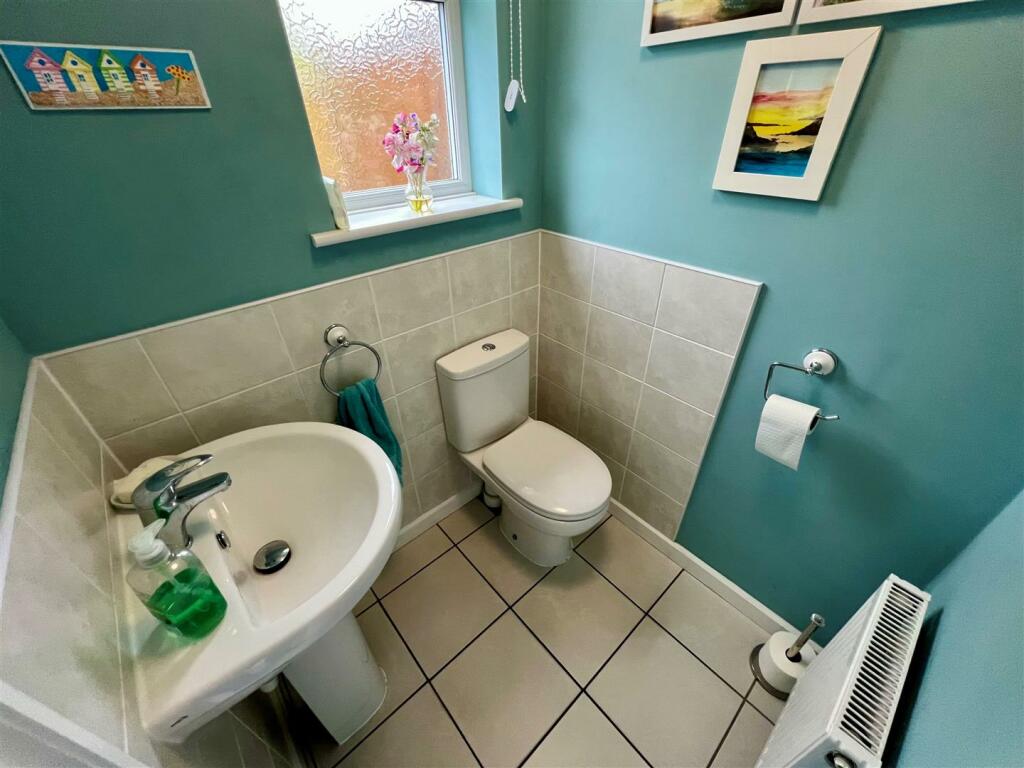 GROUND FLOOR WC