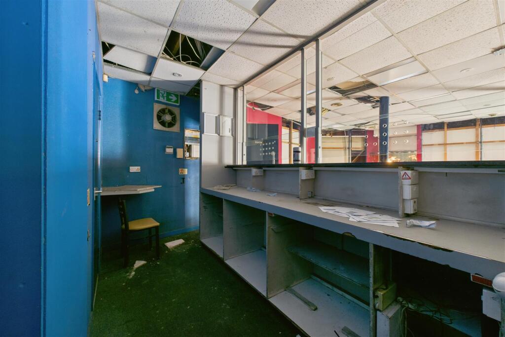 250 Stapleton Road, Easton, Bristol BS5 0NT | Free